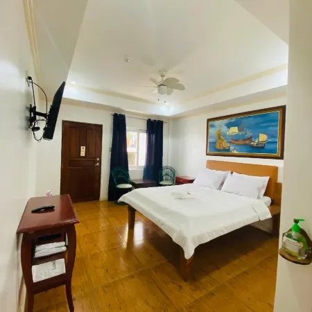 Vasco's Resort