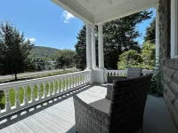 NEW ON VRBO Mountain view Grand 6BR 3BA Large Home in LaVale, 15min to Rocky Gap