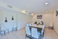 Spacious 6-bedroom Miami Heat Mansion