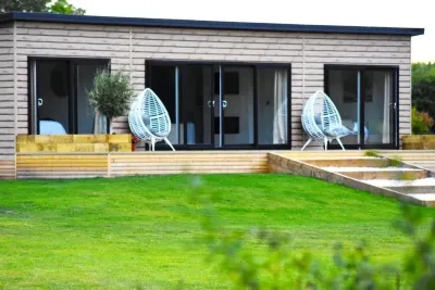 Phoenix Lodge - 2 ensuite bedrooms, lakeside view Hotels in der Nähe von Go Ape Sherwood