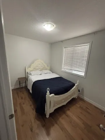 Specious and cozy 4 bedroom and 3 bathroom