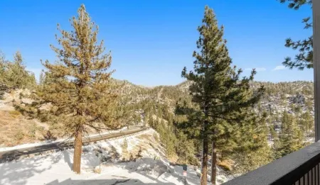 Heavenly Ski Retreat Отели в г. Кингсбери