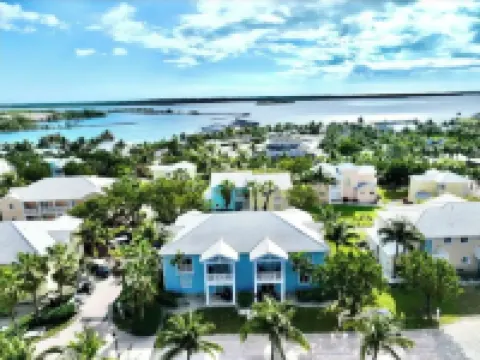Charming 2-bedroom apartment for a family of 7 in gorgeous Bimini