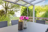 Bright 3-room maisonette apartment with 2 terraces near Schön Klinik Vogtareuth Hotel di Stephanskirchen