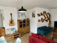 Maison Entière Avec Jardin Clos Proche lac de Serre-ponçon Hôtels à : Chorges