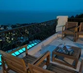 Villa Odyssée, panoramic view over the bays of St Tropez