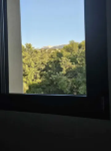 3-bedroom riverside villa with pool and view of mont ventoux 烏韋茲河畔莫朗酒店