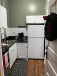 2 Rooms -2 Queen Beds Apartment in Pleasant Richmond with AC, WiFi