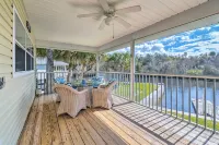 Withlacoochee River House w/ Dock + Kayaks! - WiFi