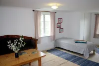 Emils Hus in Astrid Lindgrens Småland, 300 m to the lake のホテル