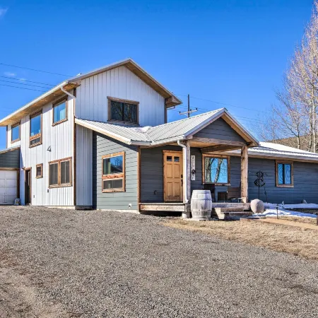 Livingston Home: Your Yellowstone Basecamp