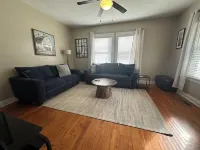 15 Min from CLT Airport! Spacious & Renovated!