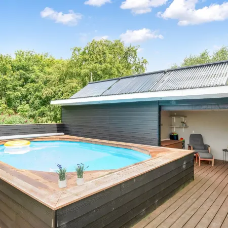 "Amma" - 21km from the Sea