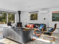 "Arnold" - 3.3km from the Sea