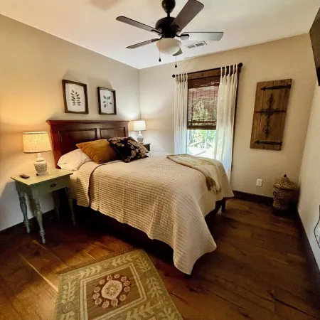 Secluded 2 Bedroom Sanctuary on 20 Acres in the Heart of the Bourbon Trail