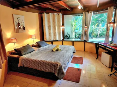 รูปภาพของฮอลิเดย์ โฮม คึกคัก