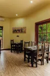 Shoki Shoki Lodge Arusha - breakfast