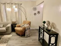 Convenient and newly renovated cozy private home