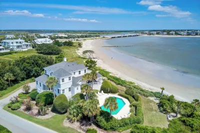 Haven by AvantStay Luxury Beachfront Home w Pool Gorgeous Patios Hotels near Sullivan's Island