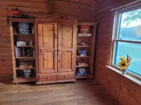 FriendsGiving Getaway : Sleeps 11 - Bar Room - Game Room - Handicap Accessible Hotels in Williams County