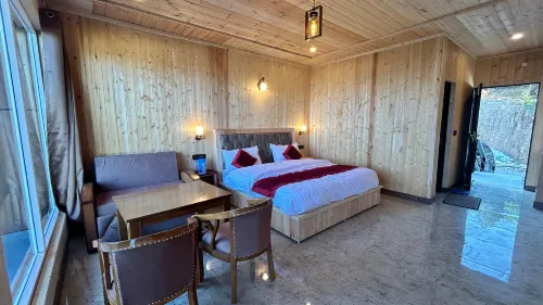 Sunrise Resort Hotels in Kempty Range