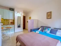 Apartment in Marinella for 2 people - 3-Star