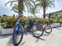 Holiday Home Bliss - Holiday Home with Outdoor Pool and Sea View (ST) - 3-Star