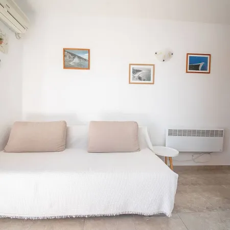Apartments Magdalena - Standard Apartment with Terrace and Sea View (A2)