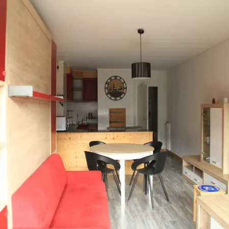 Apartment with parking in Chatel