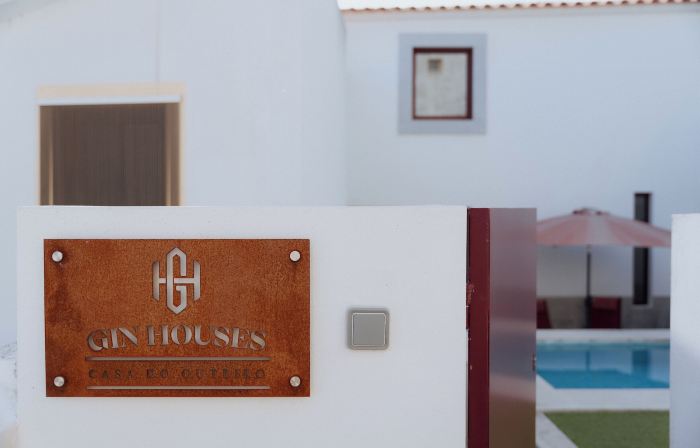 GinHouses
