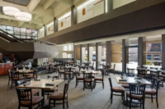 Ramada Plaza by Wyndham Regina Downtown