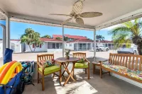 Siesta Key - PRIVATE BEACH - Heated Pool - Walkable to activities