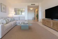 Exclusive 2BD apartment heated pool. Flamingos Golf - balcony