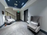 Porter Square Hotel - Business