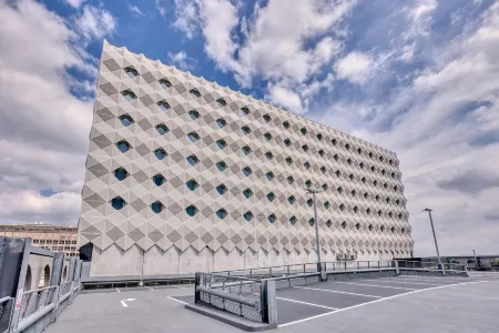 Premier Inn Manchester City Centre (Princess Street) Отели рядом со станцией Железнодорожная станция Пикадилли