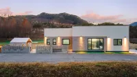 Goseong HooStay Caravan Pension Hotels in Goseong-gun