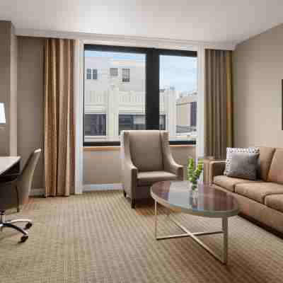 印第安納波利斯希爾頓套房酒店 Rooms