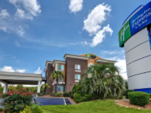 Holiday Inn Express & Suites ANDERSON-I-85 (HWY 76, EX 19B) by IHG Hotels in Anderson