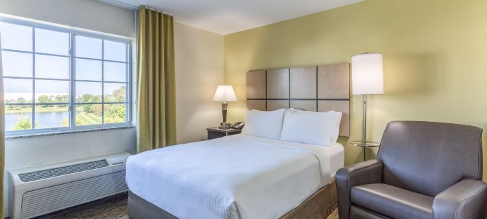 Candlewood Suites AURORA-NAPERVILLE by IHG Ξενοδοχεία στην πόλη Kane County