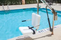 Holiday Inn Express & Suites TEXARKANA by IHG - Pools
