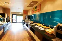 Holiday Inn Express MANCHESTER AIRPORT by IHG - breakfast