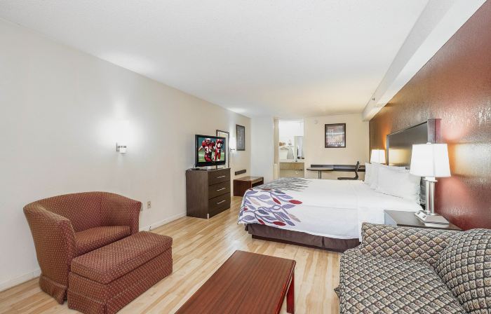 Red Roof Inn & Suites Rome