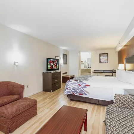 Red Roof Inn & Suites Rome