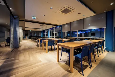 Ibis Budget Porto Alegre Отели рядом с достопримечательностью «Музей искусств Риу-Гранди-ду-Сул»