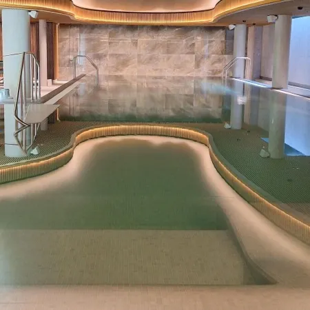 Majvik Congress Hotel