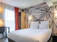 Hôtel Mercure Paris Malakoff Parc des Expositions Hotels in Chatillon