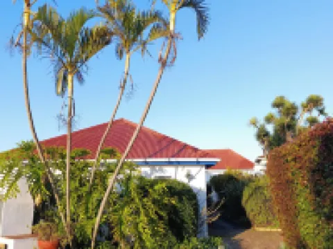 Guinea Fowl Lodge - Lagoon & Heads View B&B, Central Knysna Hotels in Knysna