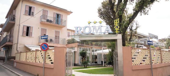 Hotel Roma Hotels in Massa
