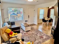 Modern Seattle Two Bedrooms, Two Bathrooms + Private Deck, Hot Tub Hotels in White Center