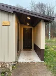 Cozy Cabin located directly on the ORV trail. Peace & seclusion.